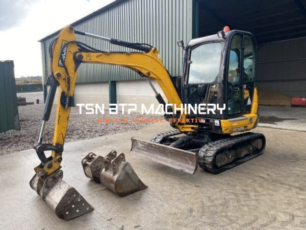 Minibagger JCB 8026 CTS (2014) - 2,6T + Ausrüstungen